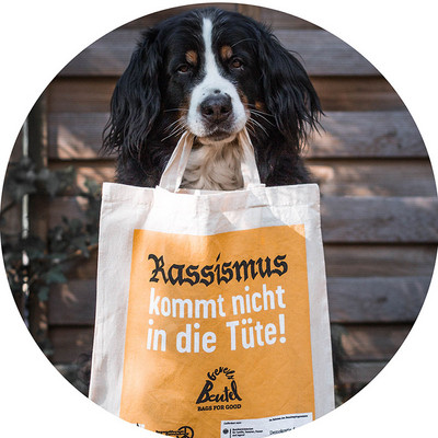 Foto: Merle Battenberg - Rassismus kommt uns nicht in die Tüte!